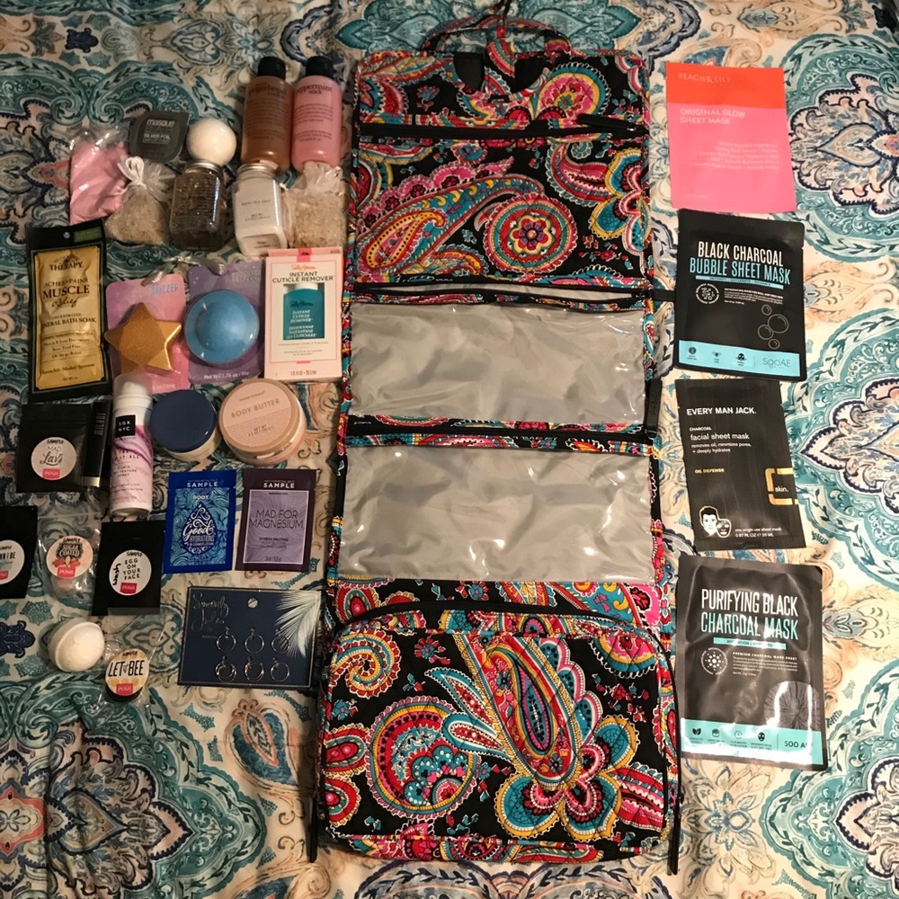 VERA BRADLEY HANGING ORGANIZER BEAUTY LOT